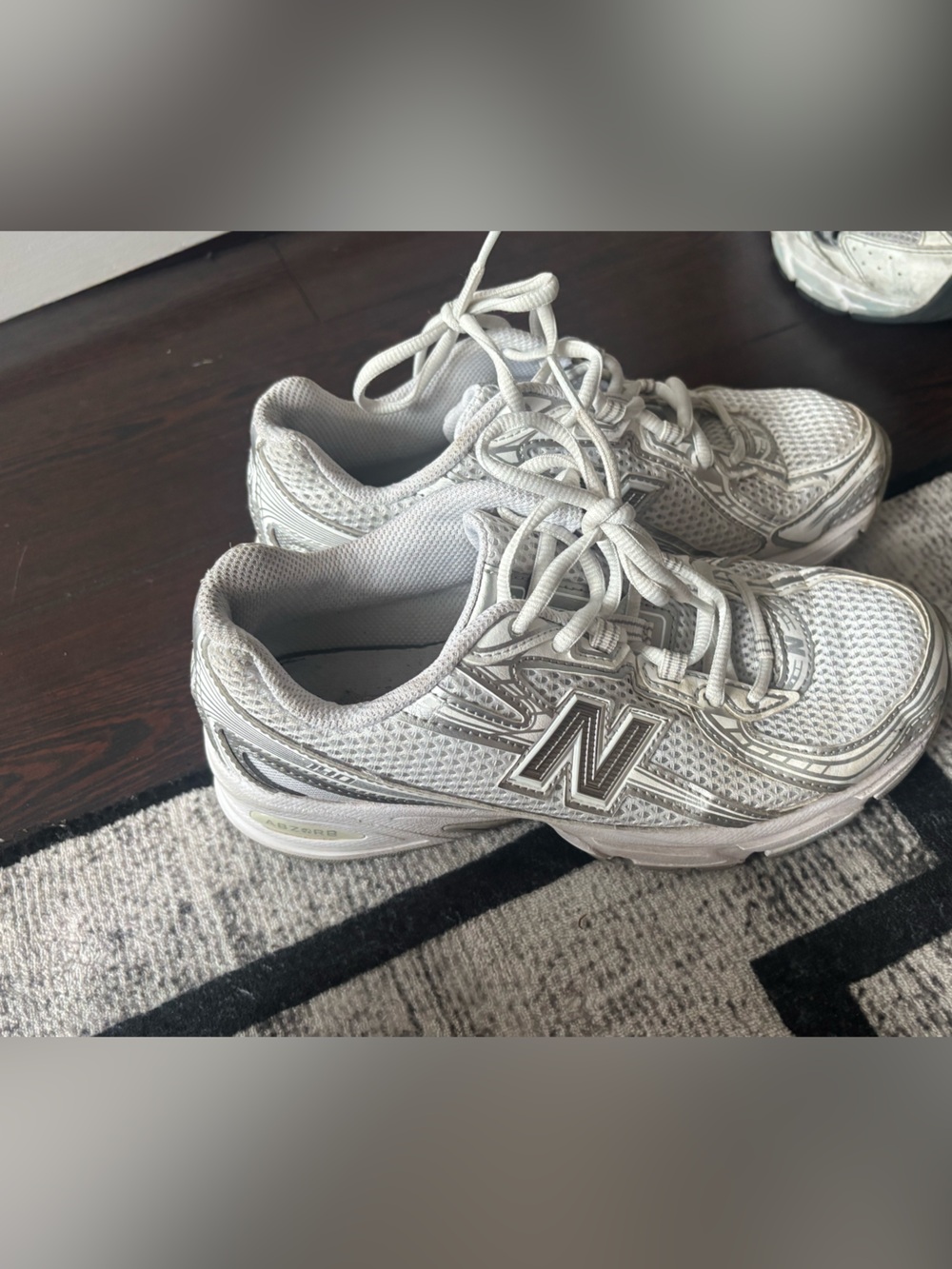 New Balance Juniors 740 White Metalic